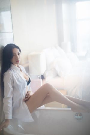 丈夫不在家的午后_4K高清视频播放