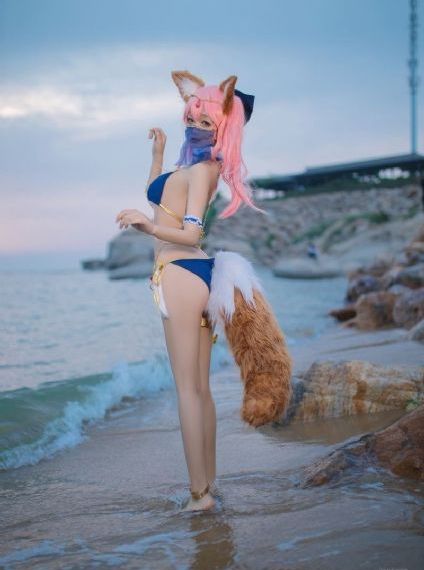 和别人玩的老婆_超清最新电影在线观看
